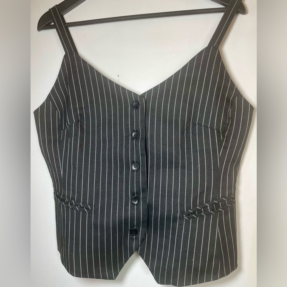 KANCY KOLE Black Pinstripe Women's Top/Vest